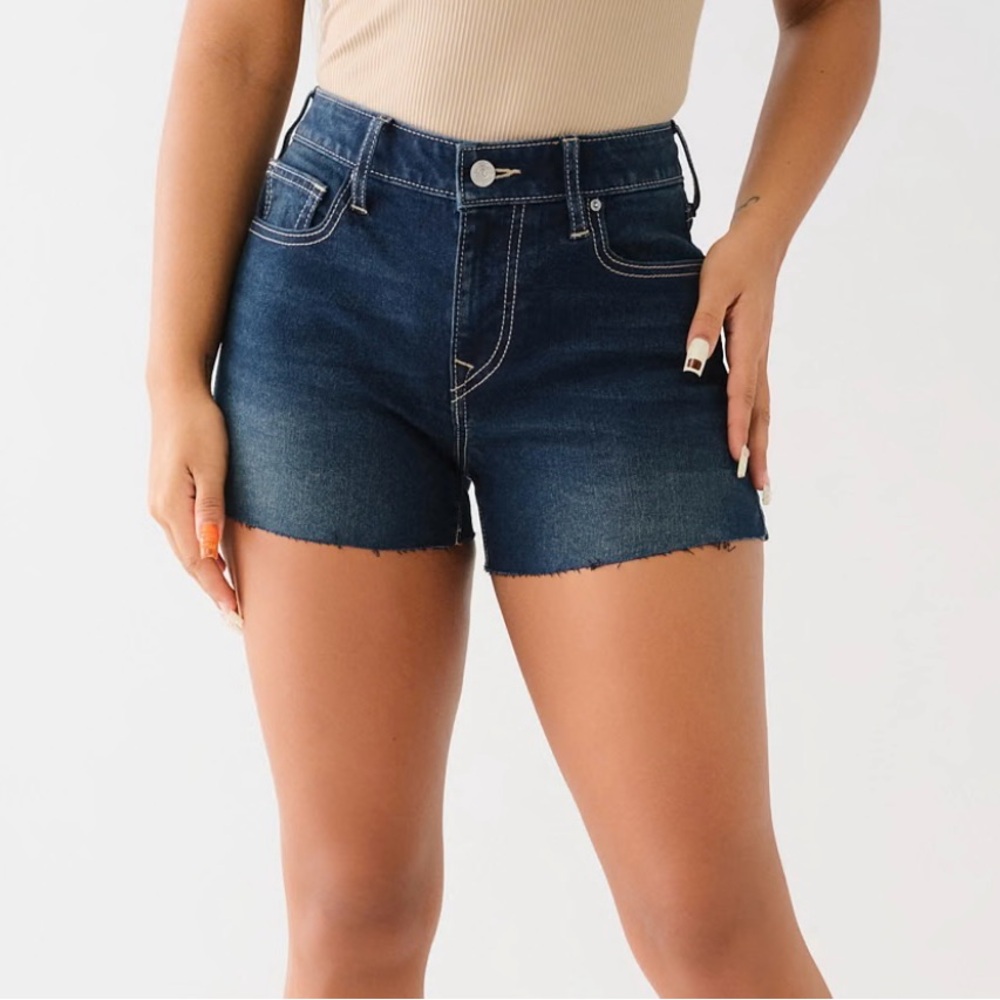 NWT True Religion Jennie Mid Rise Curvy Denim Short 29